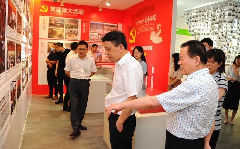 浙江省工商聯黨組成員、副主席林建良一行到圣奧開展主題黨日活動