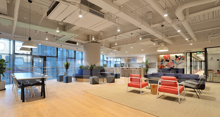 圣奧辦公家具為WeWork設計多元化休閑空間實拍圖