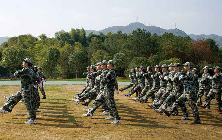 圣奧集團(tuán)2019年應(yīng)屆大學(xué)生軍訓(xùn)開營(yíng)