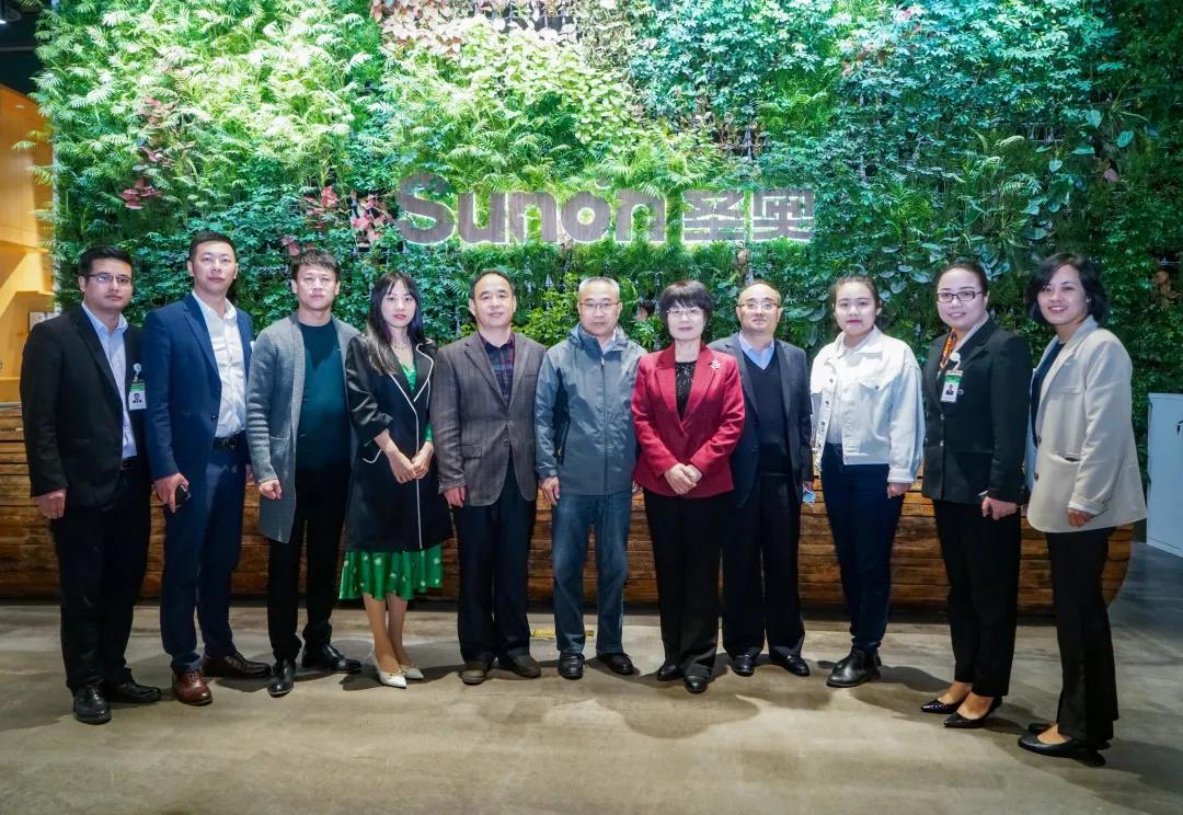 《公益時報》社社長劉京率隊走訪圣奧集團有限公司